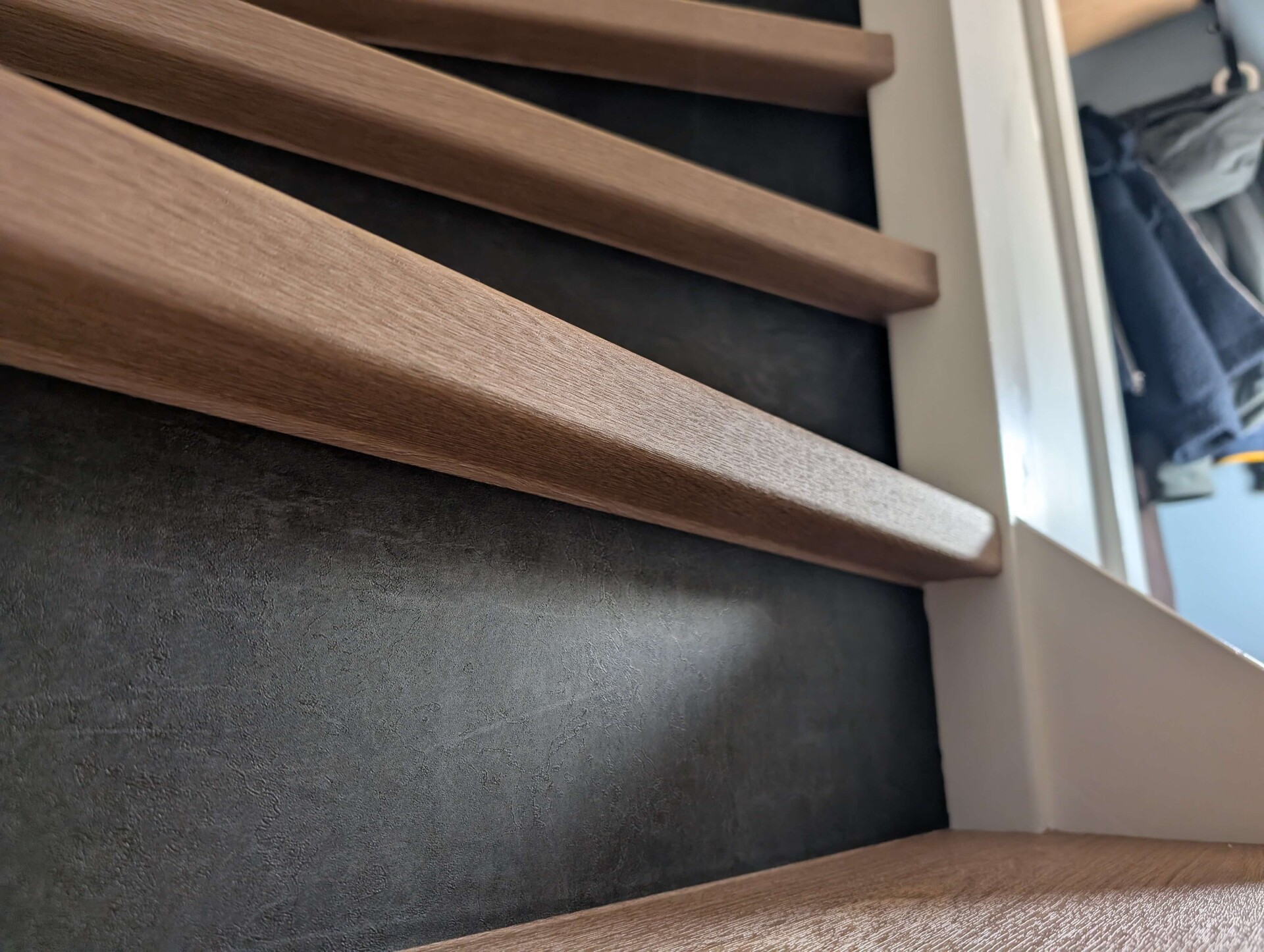 PXL 20251201 144032135