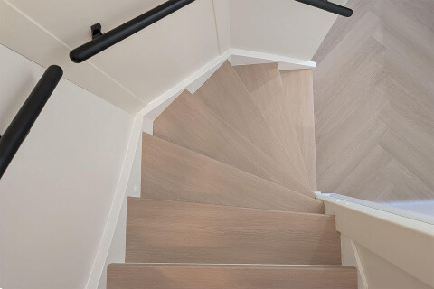 traprenovatie-door-wrappen_houtlook-3