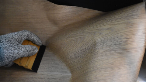 traprenovatie door wrappen montage